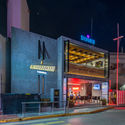 Ah bárbaro Taquería + Silverio Mezcal Bar / TAFF Arquitectos - Fachada