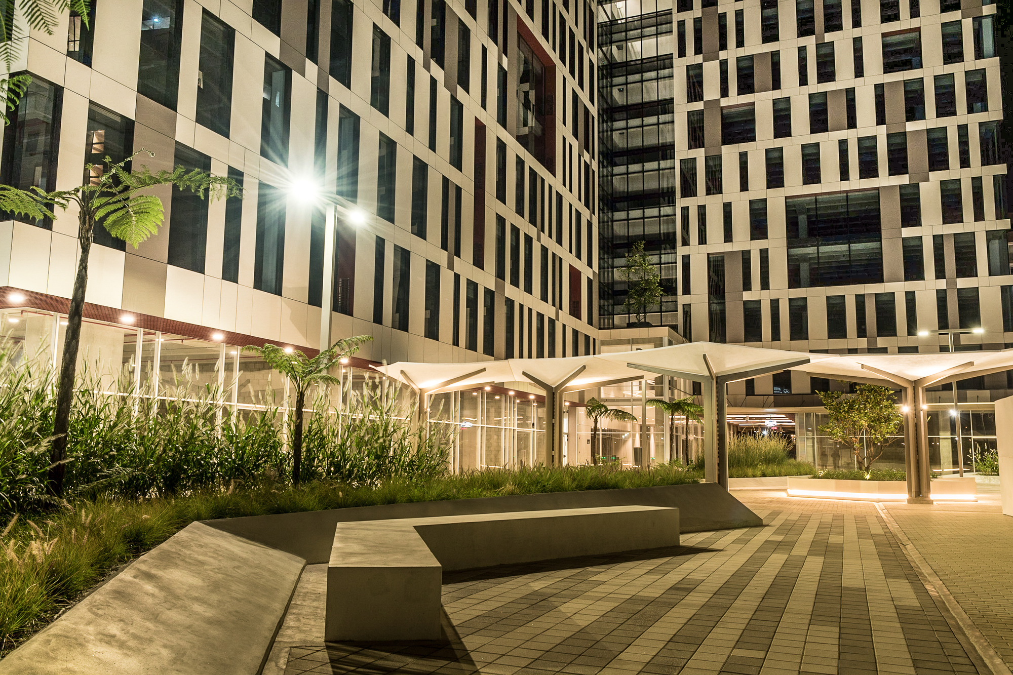 Galería de Edificio Central Point Bogotá / Gustavo Perry Arquitectos - 4