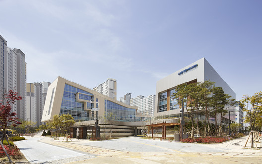 Centro comunitario Sodam-dong / Daain Architecture Group + NOW Architects - Imagen 7 de 17