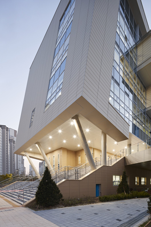 Centro comunitario Sodam-dong / Daain Architecture Group + NOW Architects - Imagen 12 de 17