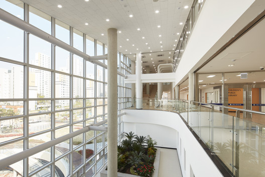 Centro comunitario Sodam-dong / Daain Architecture Group + NOW Architects - Imagen 10 de 17