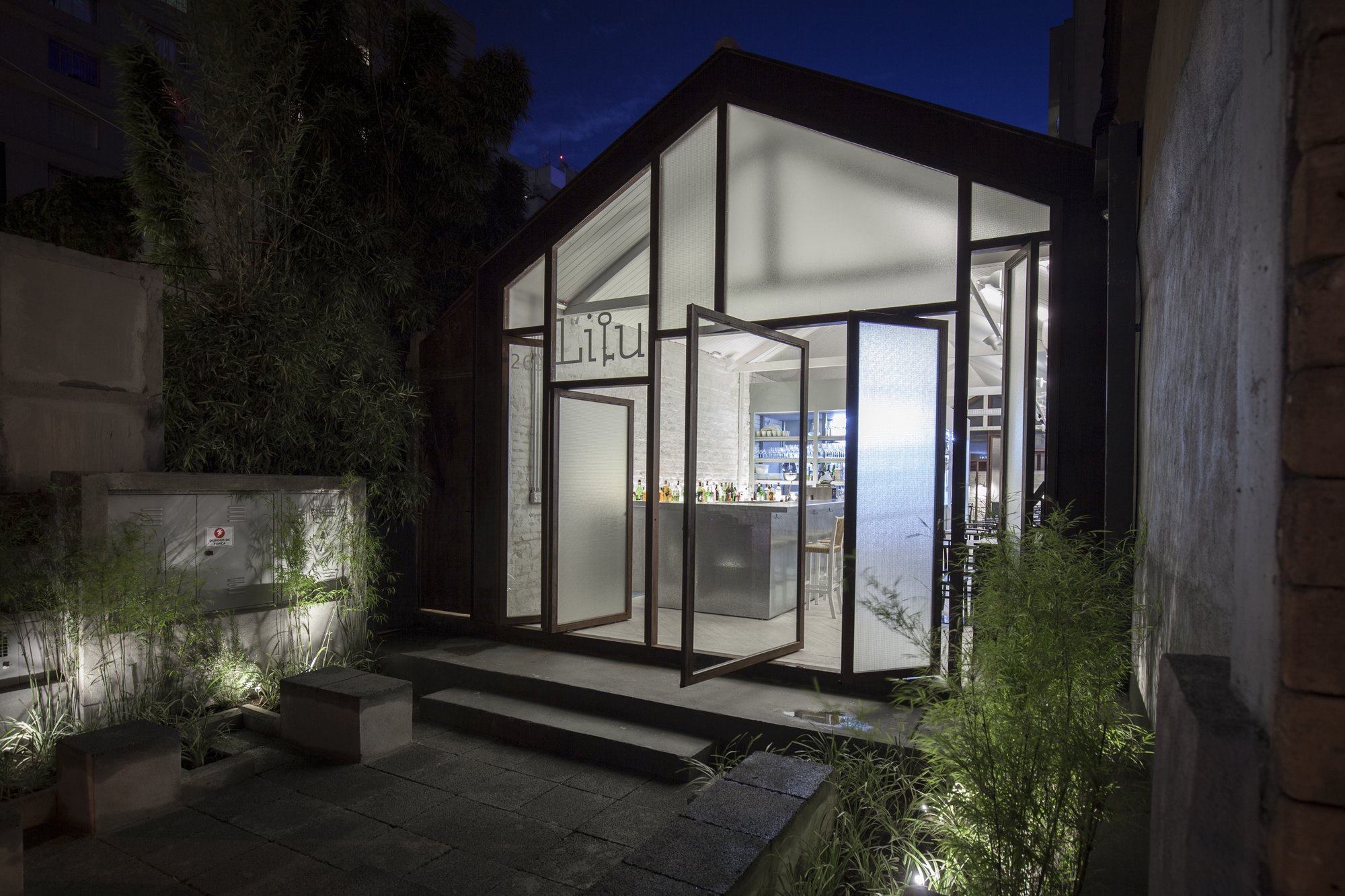 Gallery of Lilu / Alan Chu - 10