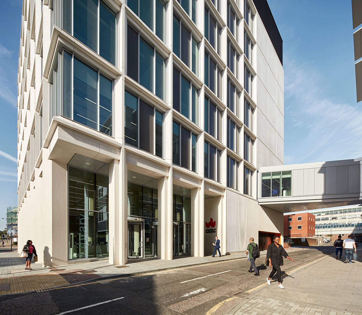 Gallery of New Library at the University of Bedfordshire / MCW ...