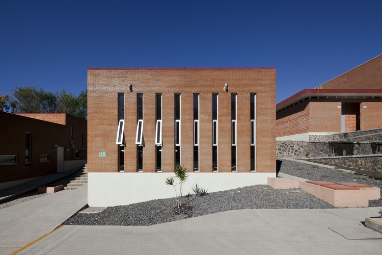 Faculty of Arts, UAEM / Rec Arquitectura - Image 3 of 25