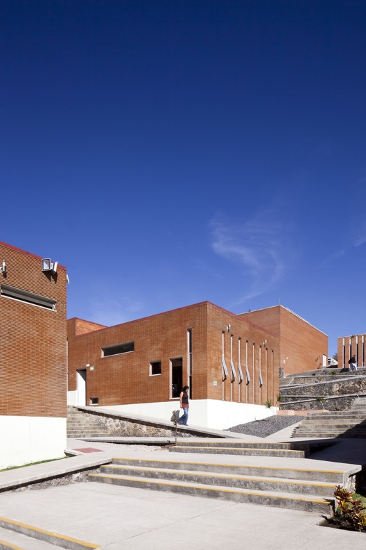 Faculty of Arts, UAEM / Rec Arquitectura - Image 7 of 25