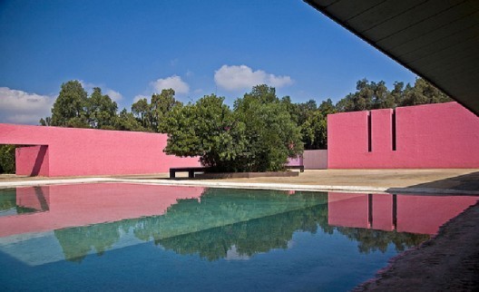 O papel da cor na arquitetura O papel da cor na arquitetura - Imagem 9 de 11