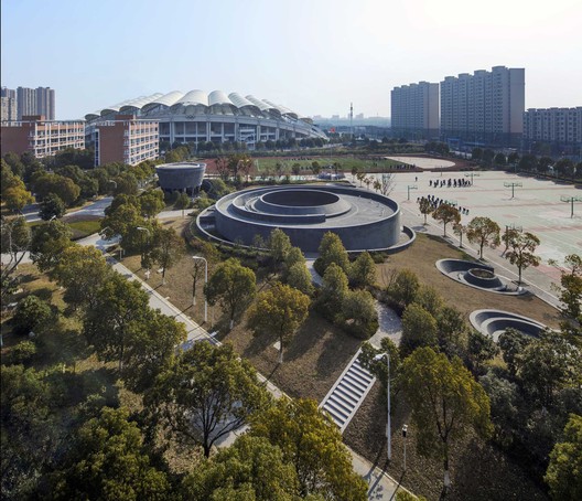 Parque Astronômico da Escola Secundária Zhenze / Specific Architects + Unit Architects - Imagem 15 de 29