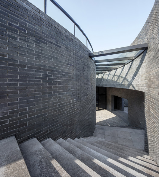 Parque Astronômico da Escola Secundária Zhenze / Specific Architects + Unit Architects - Imagem 3 de 29