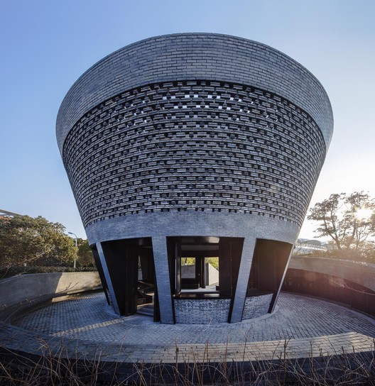Parque Astronômico da Escola Secundária Zhenze / Specific Architects + Unit Architects - Imagem 17 de 29