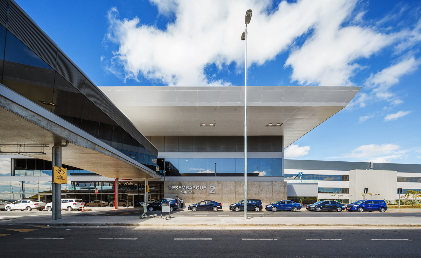 Galeria de Aeroporto Internacional de Belo Horizonte / Bacco Arquitetos Associados 1 Galeria de Aeroporto Internacional de Belo Horizonte / Bacco Arquitetos Associados 1