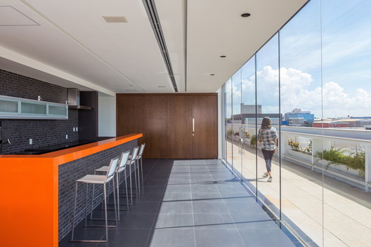 Edifício SIA 600  / CODA Arquitetura - Imagem 7 de 37