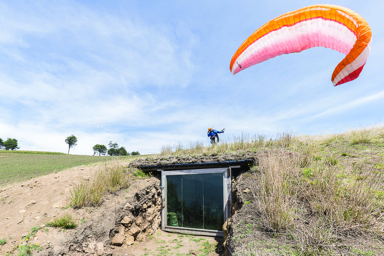 Nido del Quilico, a shelter by the Al Borde UTI workshop in the Ecuadorian Andes - More Images