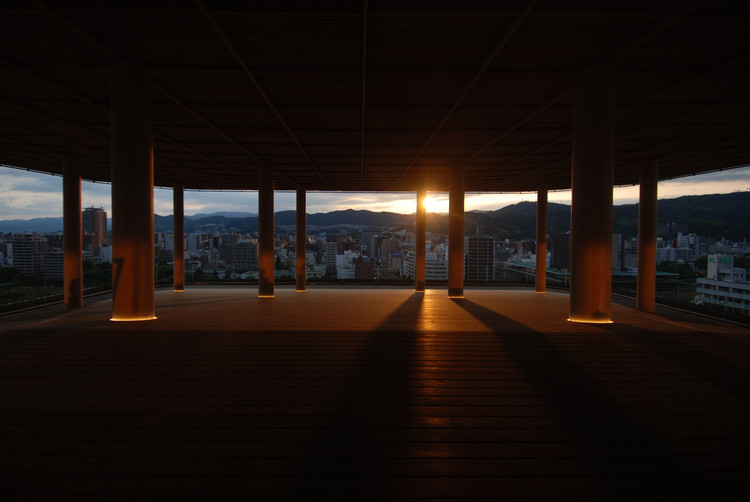 Hiroshi Sambuichi Wins 2018 Daylight Award For His Timeless Fluid 