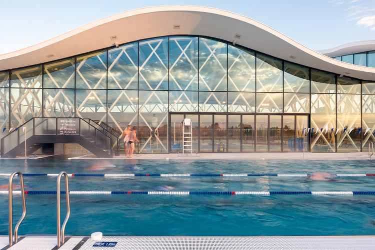 Swimming Pool in Saint Gilles Croix de Vie / Brochet Lajus Pueyo Architects - Image 23 of 47