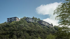 Castillo Naked / Shanghai Tianhua Architectural Design