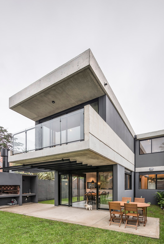 （请勿发布）Arturo 住宅 / Moirë arquitectos - 独立住宅