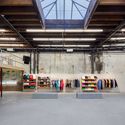 Supreme / Neil Logan Architect - Tienda