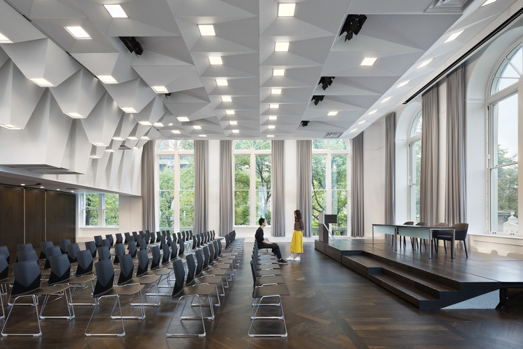 Joseph D. Jamail Lecture Hall / LTL Architects - More Images