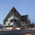 The CSCAE presents the 2017 Spanish Architecture and Urbanism Awards at the Wanda Metropolitano - Imagen 2 de 4
