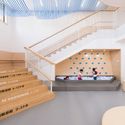 Centro de educación inicial cerca de la granja de caballos / L&M DESIGN LAB - Guardería