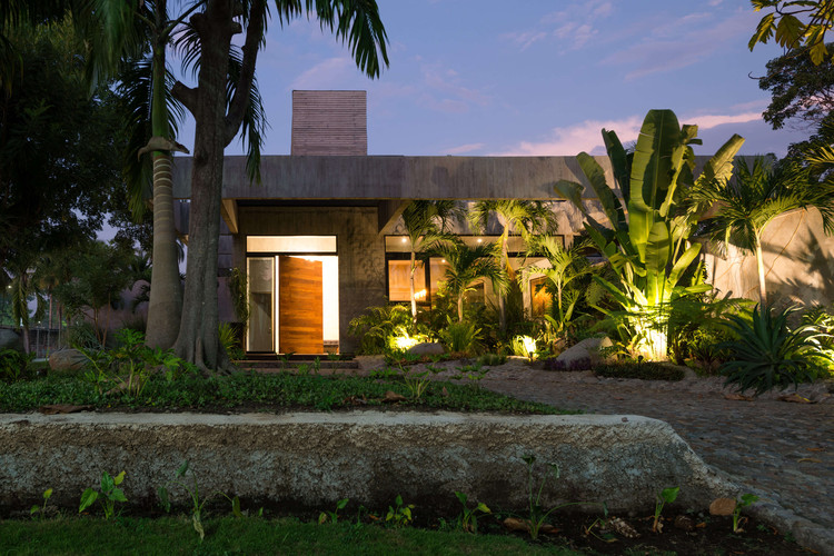 Casa Clara  / Paz Arquitectura - Ventanas, Fachada