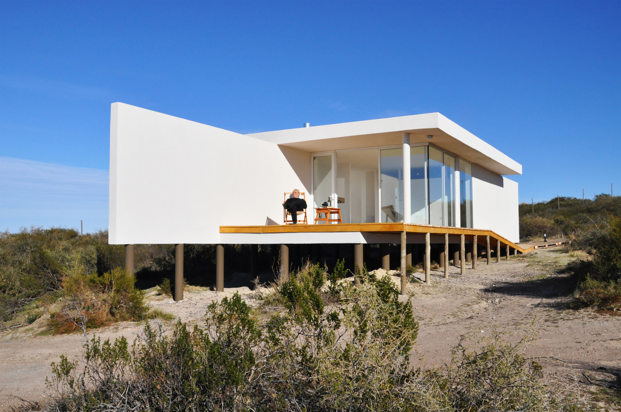 Galería de Médanos Patagonia / Mario Corea Arquitectura + Eugenio Tioni ...