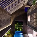 Casa sin techo / HYLA Architects  - Casas