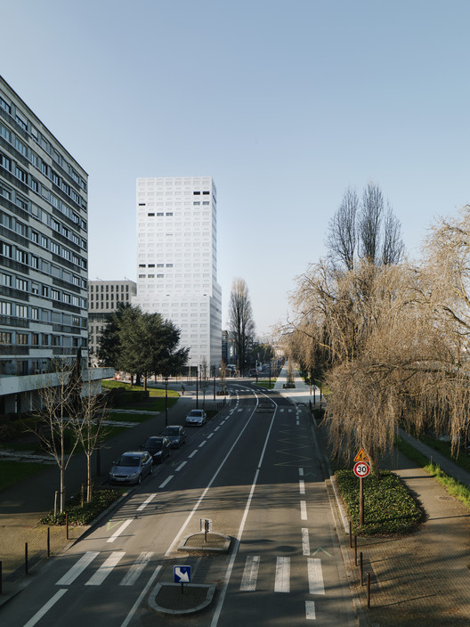 法国南特 360°全景住宅塔楼 / LAN - 18 的图像 40