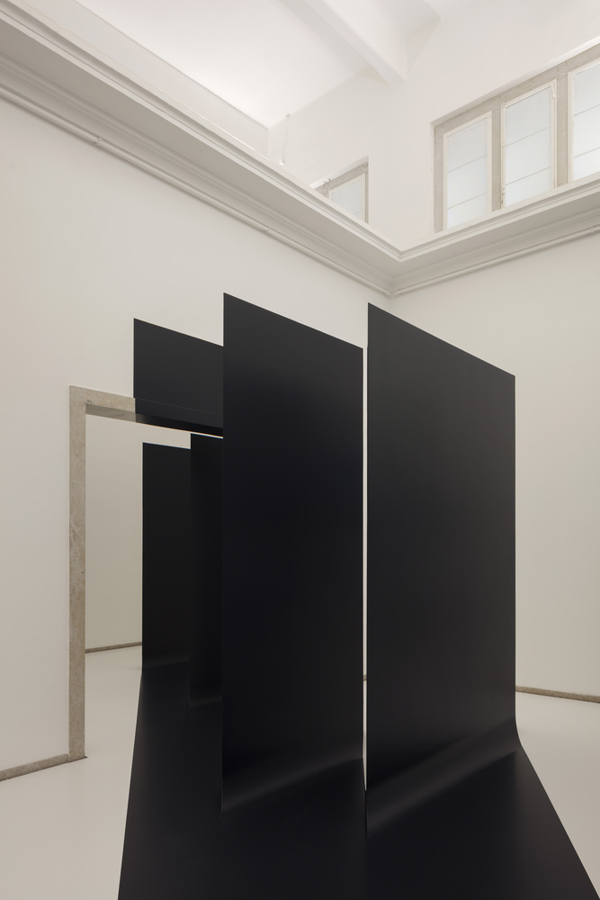 Gallery of "Unbuilding Walls": The German Pavilion at 2018 Venice ...