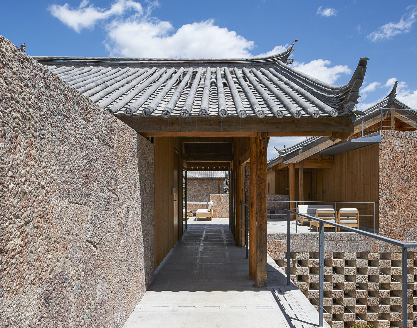 画廊 青普丽江白沙文化行馆 / 堤由匡建筑设计工作室 - 16