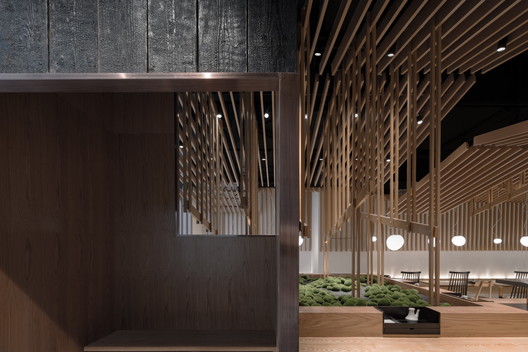 Ramen Musashi / Golucci Interior Architects - Imagem 15 de 24