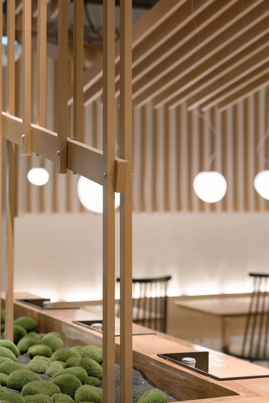 Ramen Musashi / Golucci Interior Architects - Imagem 12 de 24