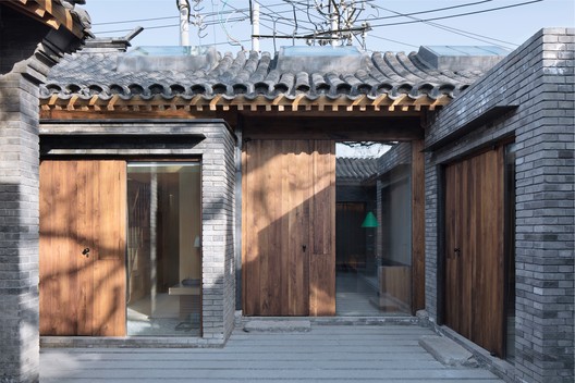 White Pagoda Temple Hutong Courtyard Renovation / B.L.U.E. Architecture Studio - Image 3 of 70