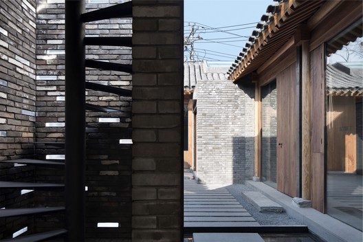 White Pagoda Temple Hutong Courtyard Renovation / B.L.U.E. Architecture Studio - Image 12 of 70