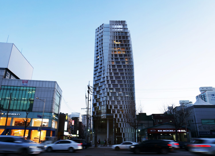 HiCC Ent. Headquarter / LESS - Windows, Cityscape, Facade