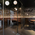 Restaurante Taberna do Trasno / NAN Arquitectos - Mesas, Iluminación, Sillas