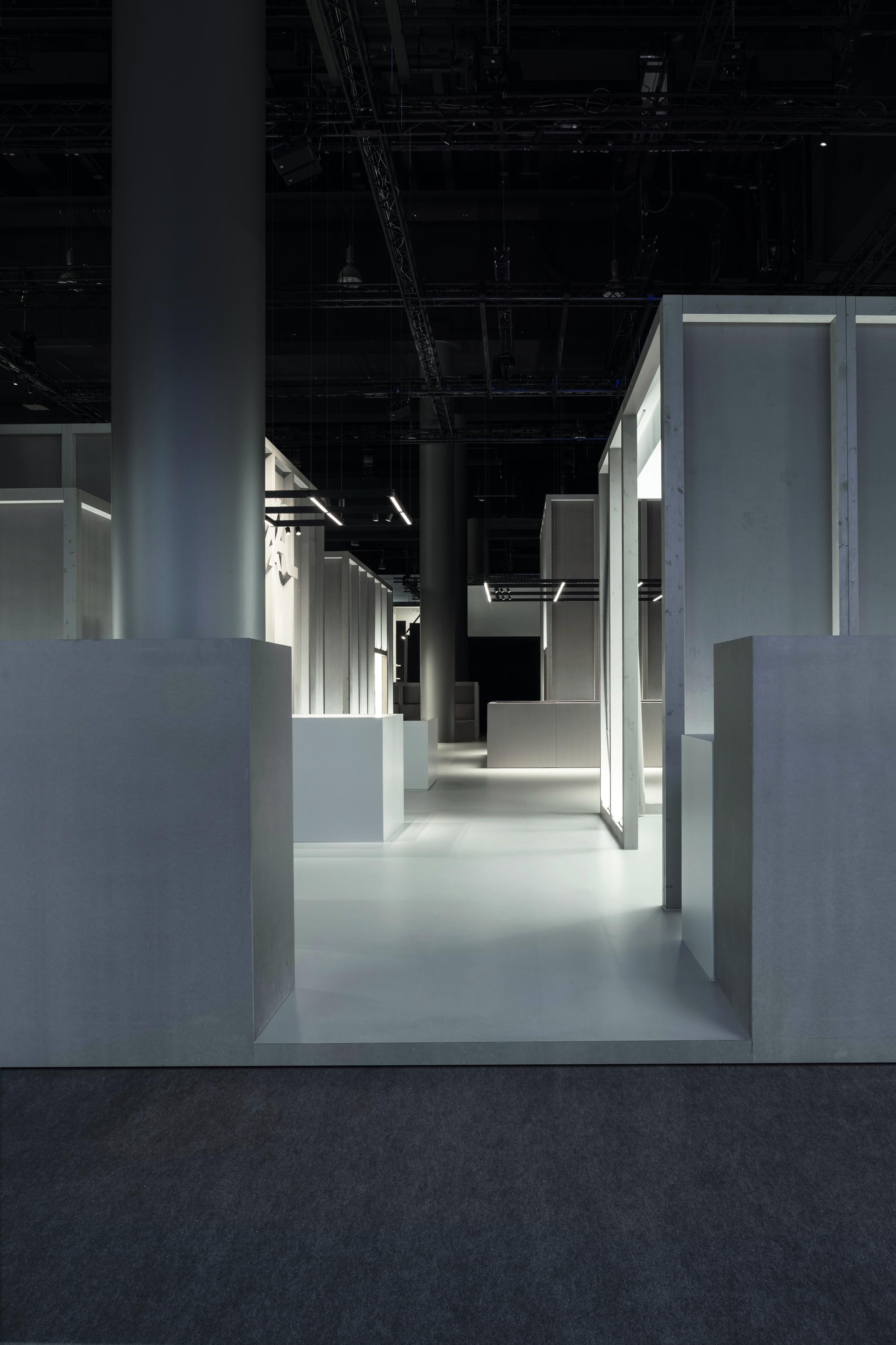 Stoic Building Gallery of The Stoic City / Bernd Steinhuber + FIPE Architecture - 12