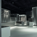 A Cidade Estoica / Bernd Steinhuber + FIPE Architecture - Interiores De Escritórios