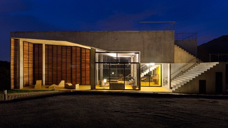 Casa no Cerrado / Vazio S/A. © Gabriel Castro. Image Cortesia de Instituto Tomie Ohtake