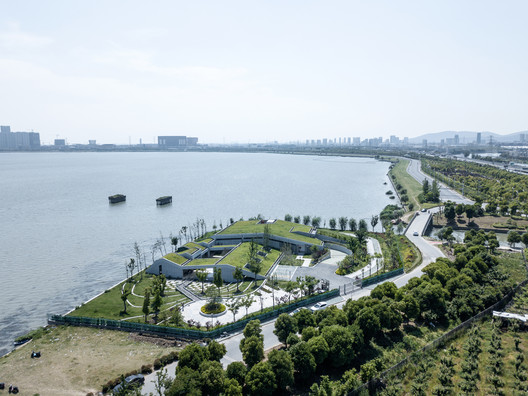 East Taihu Flood Control Materials Warehouse / TUS-DESIGN - Image 14 of 34