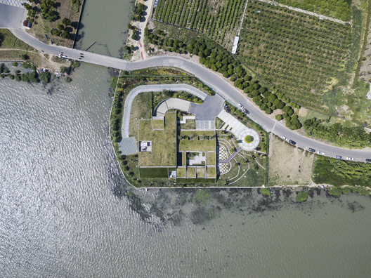 East Taihu Flood Control Materials Warehouse / TUS-DESIGN - Image 2 of 34