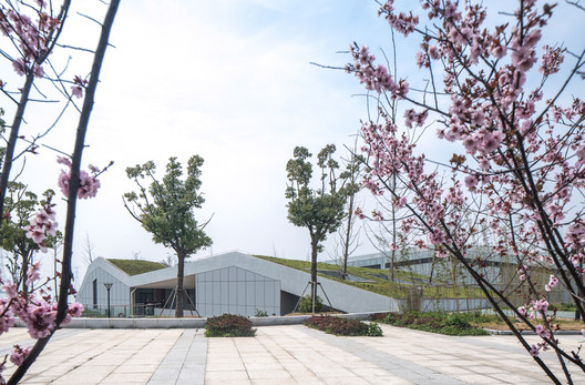 East Taihu Flood Control Materials Warehouse / TUS-DESIGN - Image 11 of 34