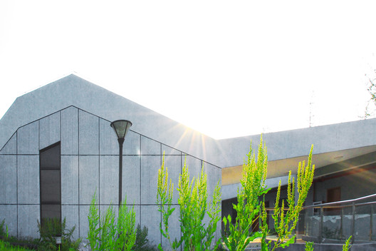 East Taihu Flood Control Materials Warehouse / TUS-DESIGN - Image 7 of 34