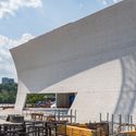 New Images Show Steven Holl's Expansion of the Kennedy Center Under Construction - Image 1 of 4