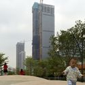 WOHA's First Office Skyscraper in China Tops Out in Shenzhen - Image 1 of 4
