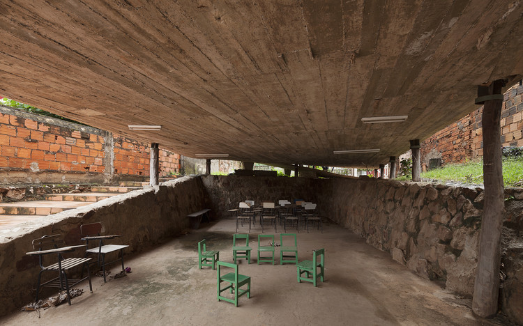Cerrito Chapel - San Miguel Arcángel Chapel / Javier Corvalán + Laboratorio de Arquitectura - More Images