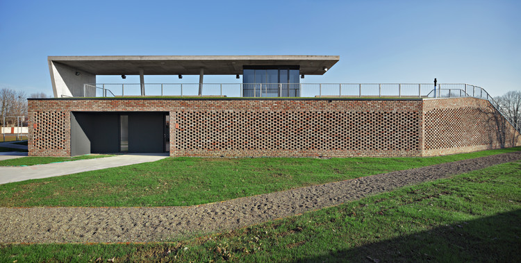 Stadium Luka Šokčević Šaljapin / GE+ARHITEKTI - Brick, Facade