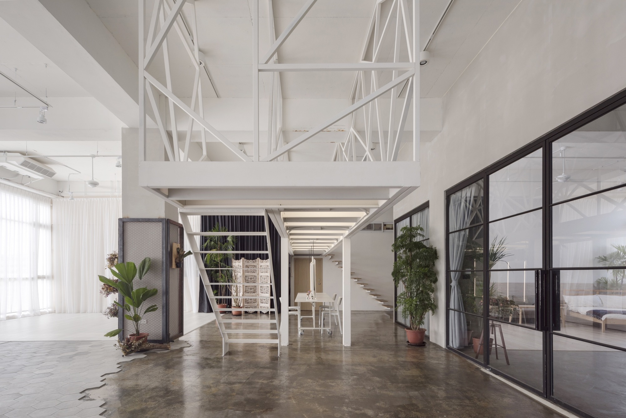 Gallery of Mu-Mu Photography Studio / Han Yue Interior Design - 6