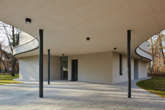 Forest Fairy / Mjölk architekti - Image 3 of 28