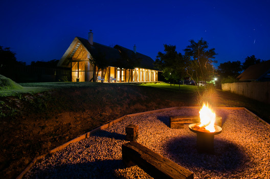 Guesthouse Portushome / Barna Architects - Imagem 6 de 15